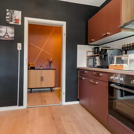 דירה Sonniges Wohlfuehl-apartment Mit Balkon