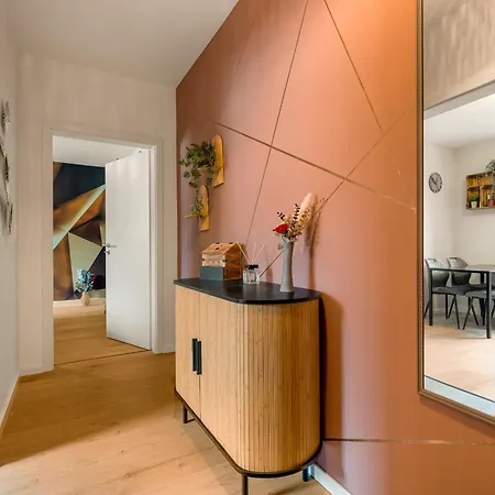 Wohlfuehl- Und Workout Mit Balkon Apartment Augsburg