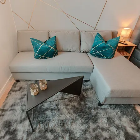 Sonniges Wohlfuehl-apartment Mit Balkon 公寓 奥格斯堡